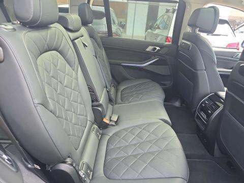 2025 BMW X7 xDrive40i AWD