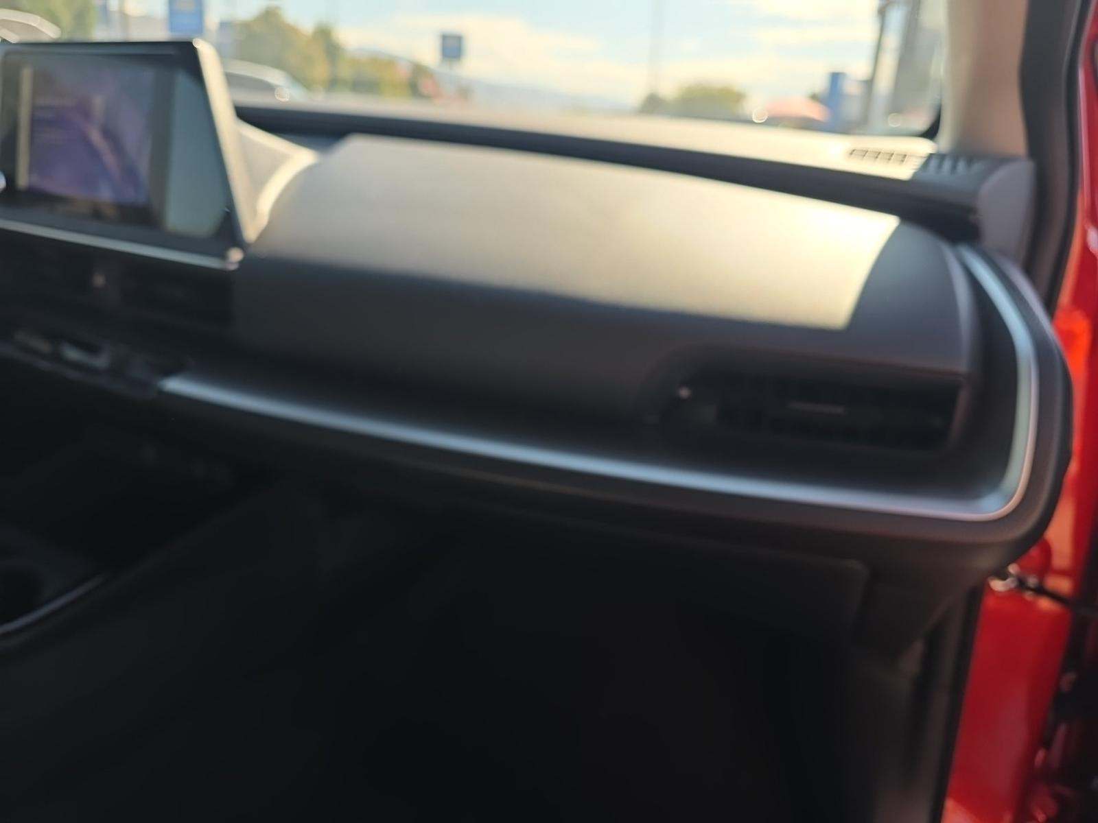 2025 Toyota Prius LE FWD