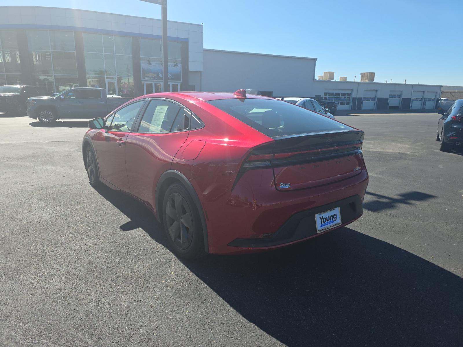 2025 Toyota Prius LE FWD