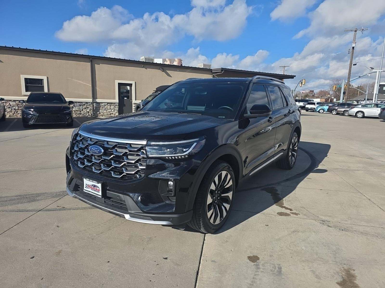 2025 Ford Explorer Platinum AWD
