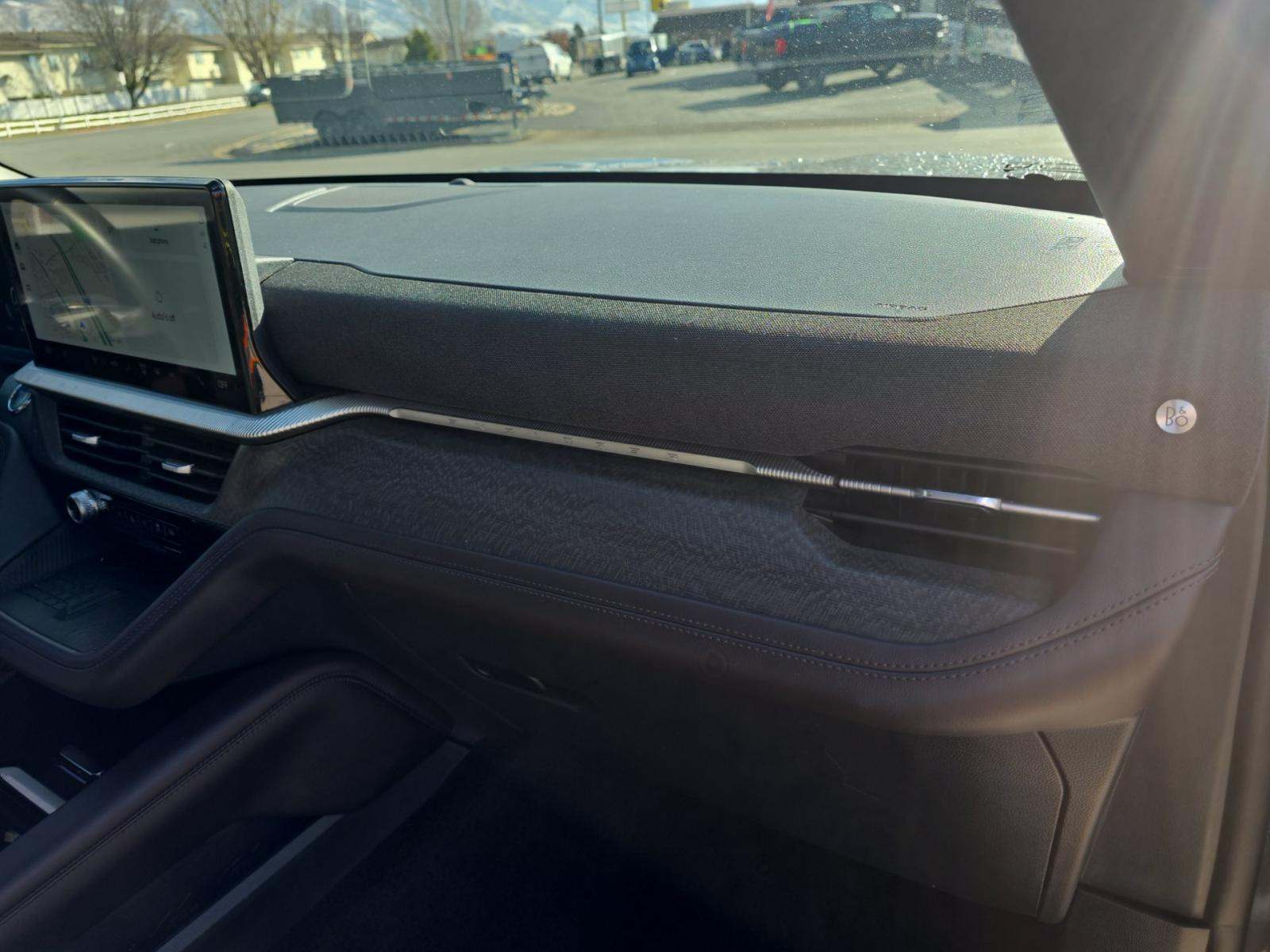 2025 Ford Explorer Platinum AWD