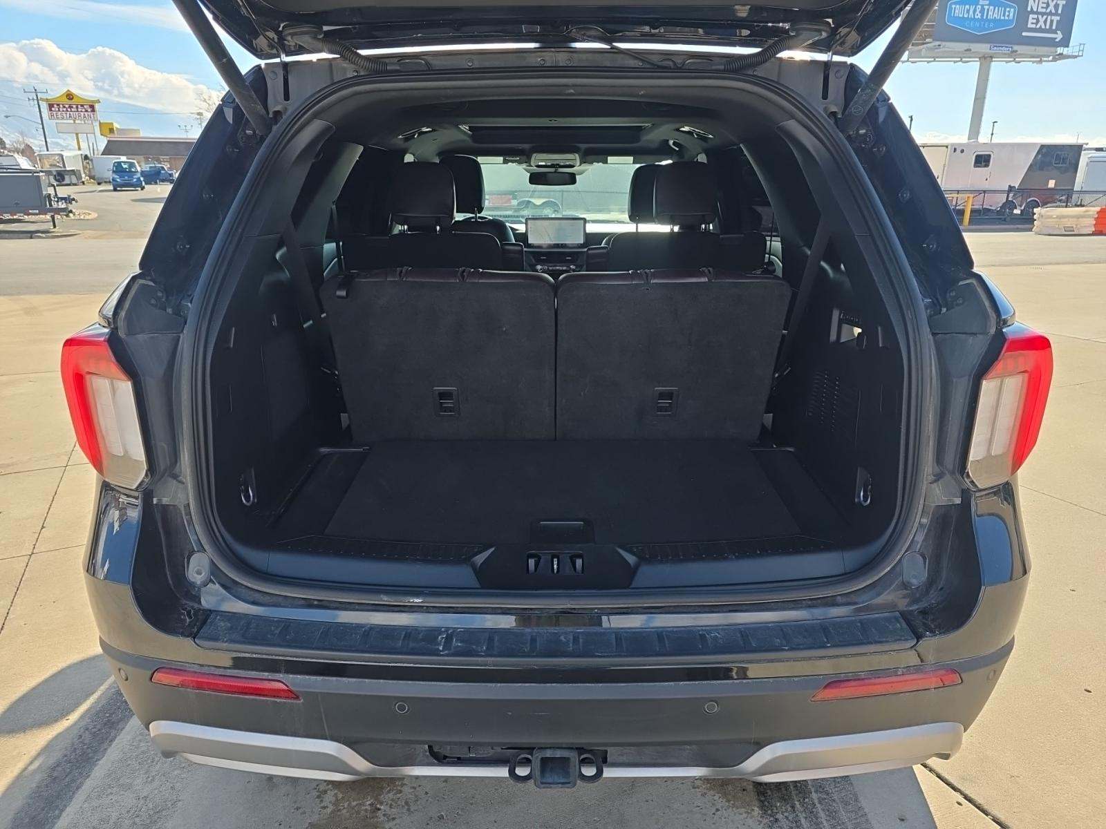 2025 Ford Explorer Platinum AWD