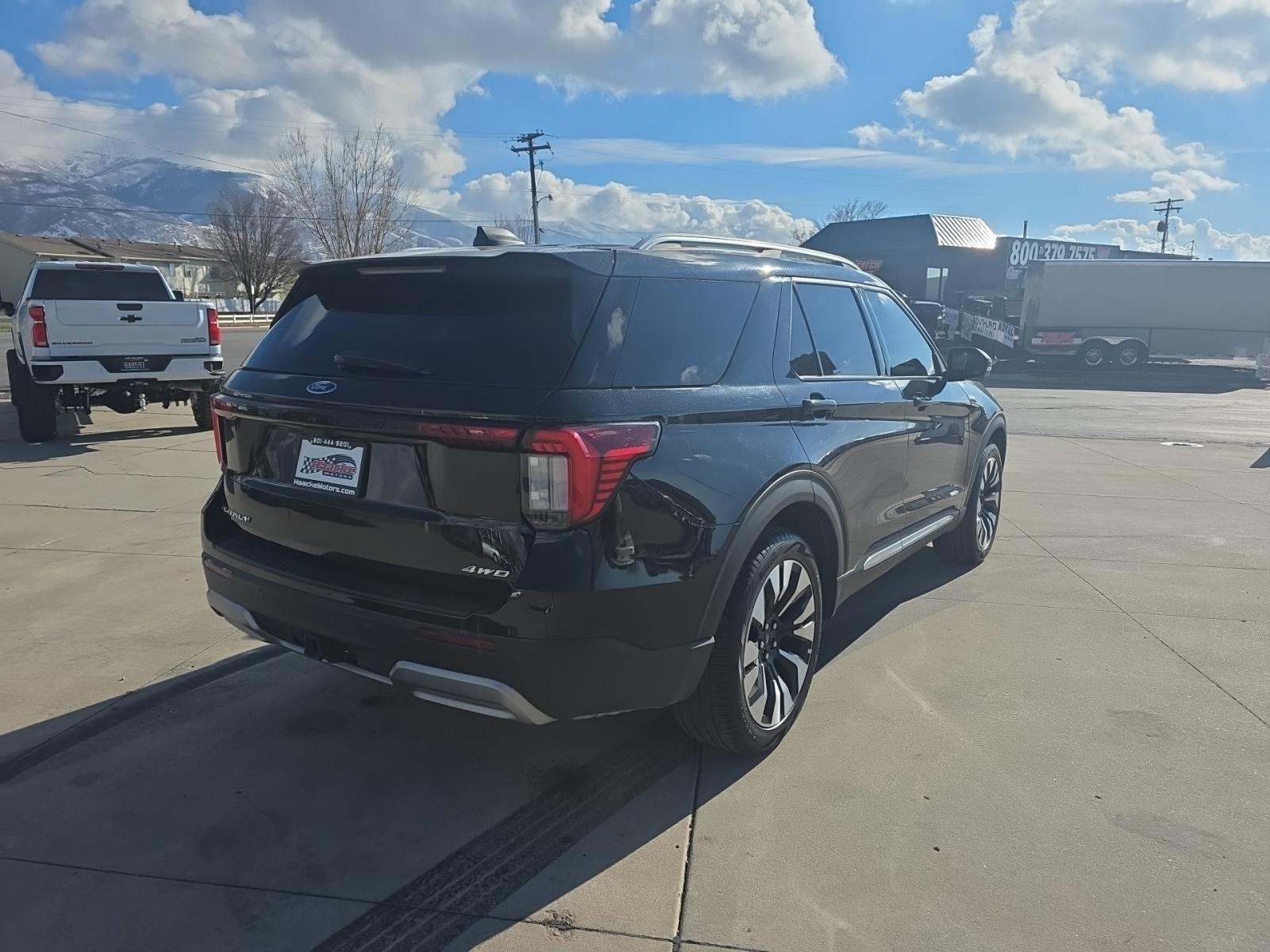 2025 Ford Explorer Platinum AWD