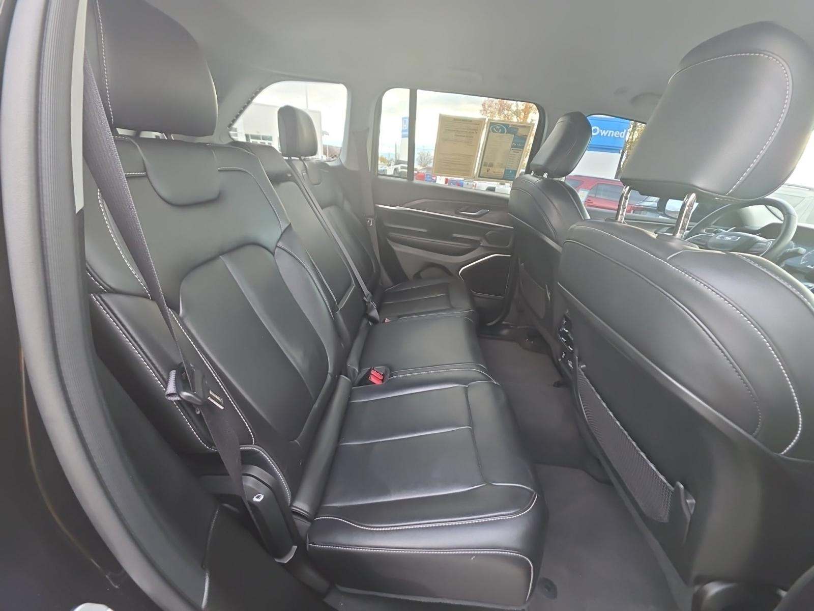 2022 Jeep Grand Cherokee Limited AWD