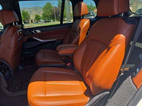 2023 BMW X7 M60i AWD