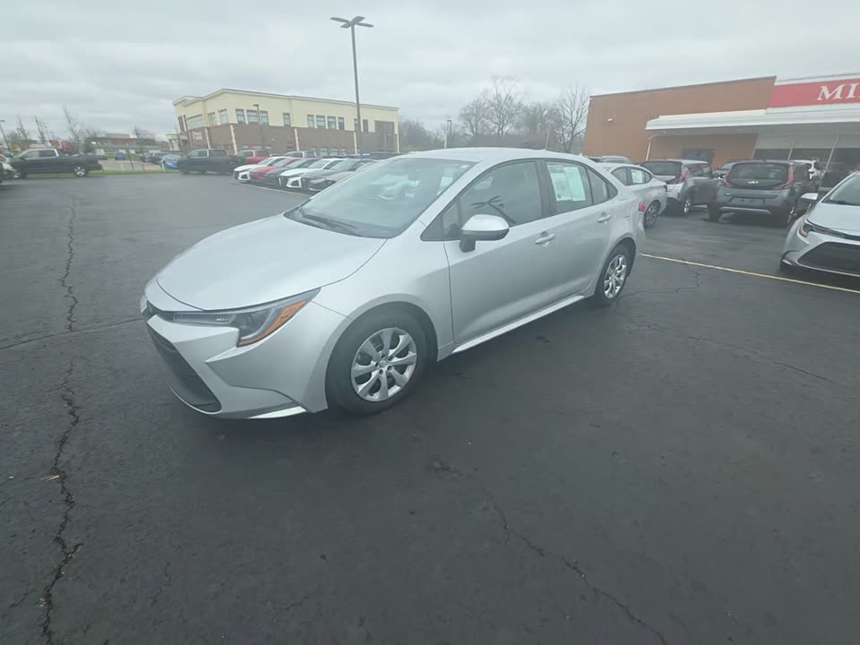 2025 Toyota Corolla LE FWD