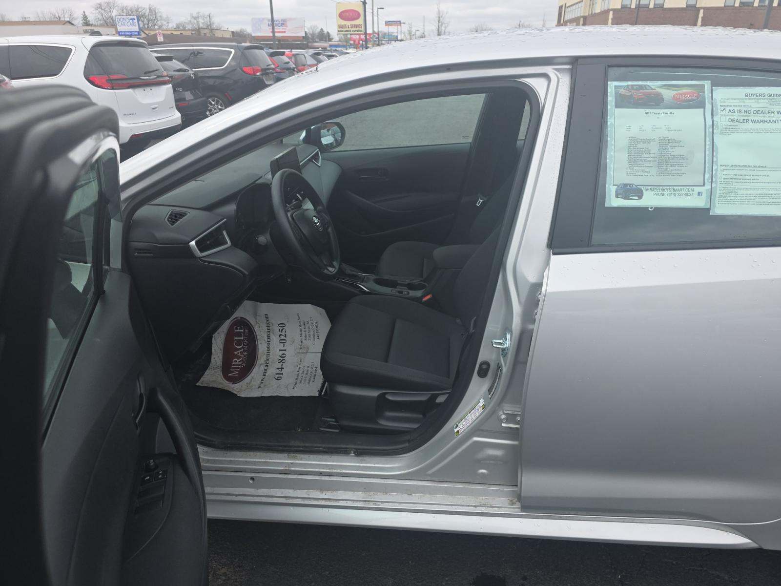 2025 Toyota Corolla LE FWD