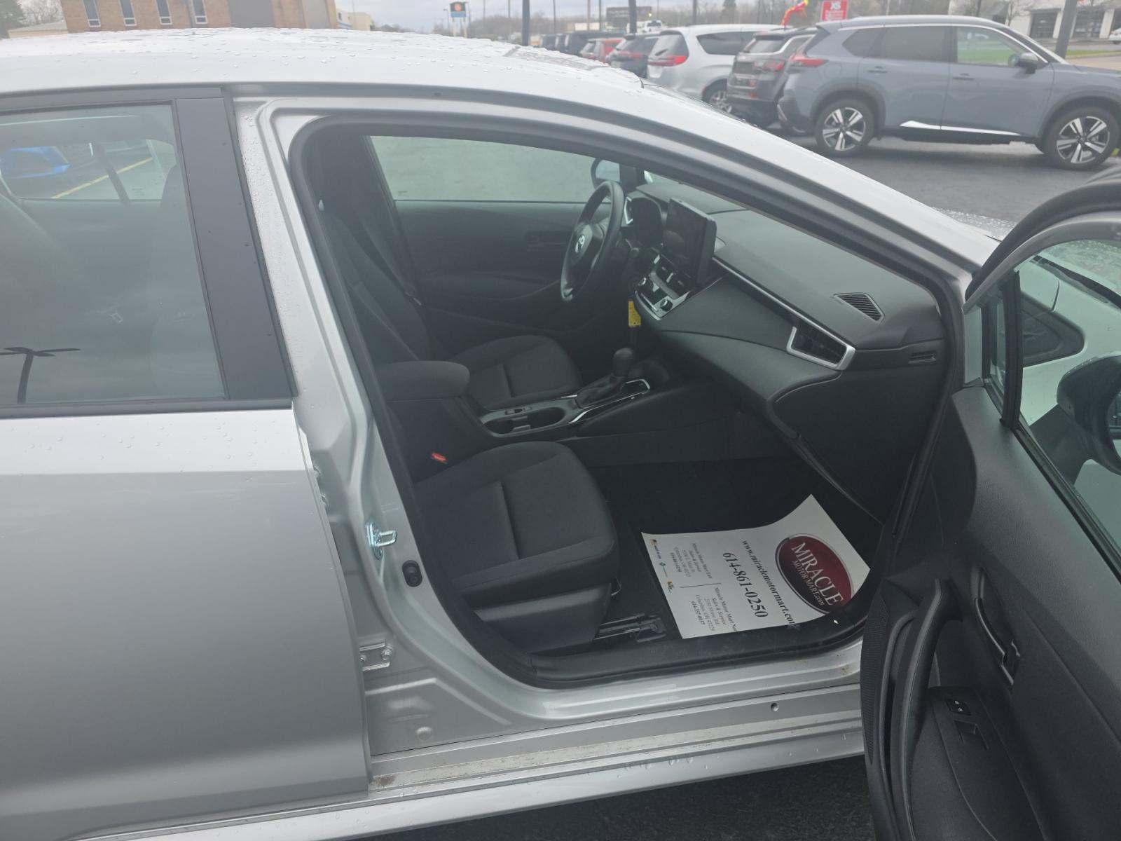 2025 Toyota Corolla LE FWD