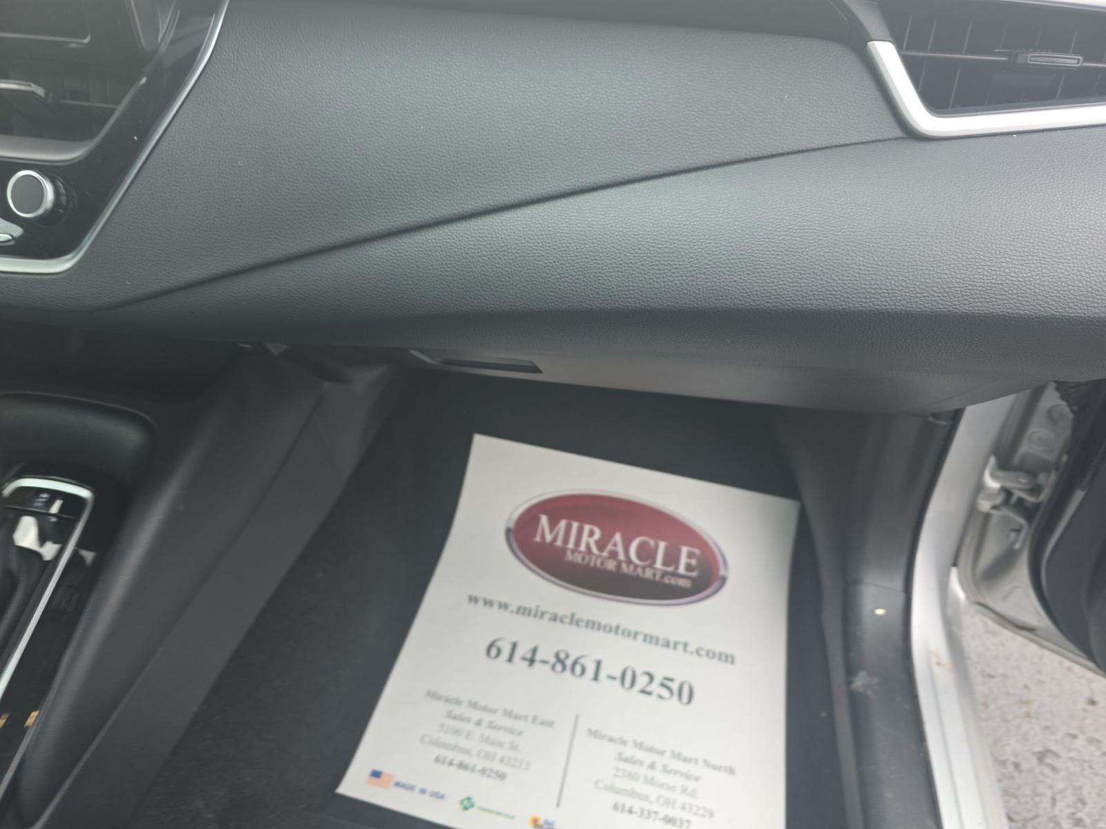 2025 Toyota Corolla LE FWD