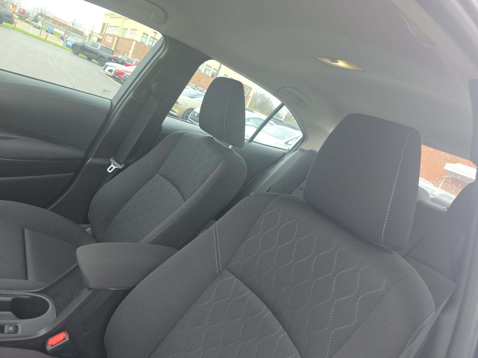 2025 Toyota Corolla LE FWD