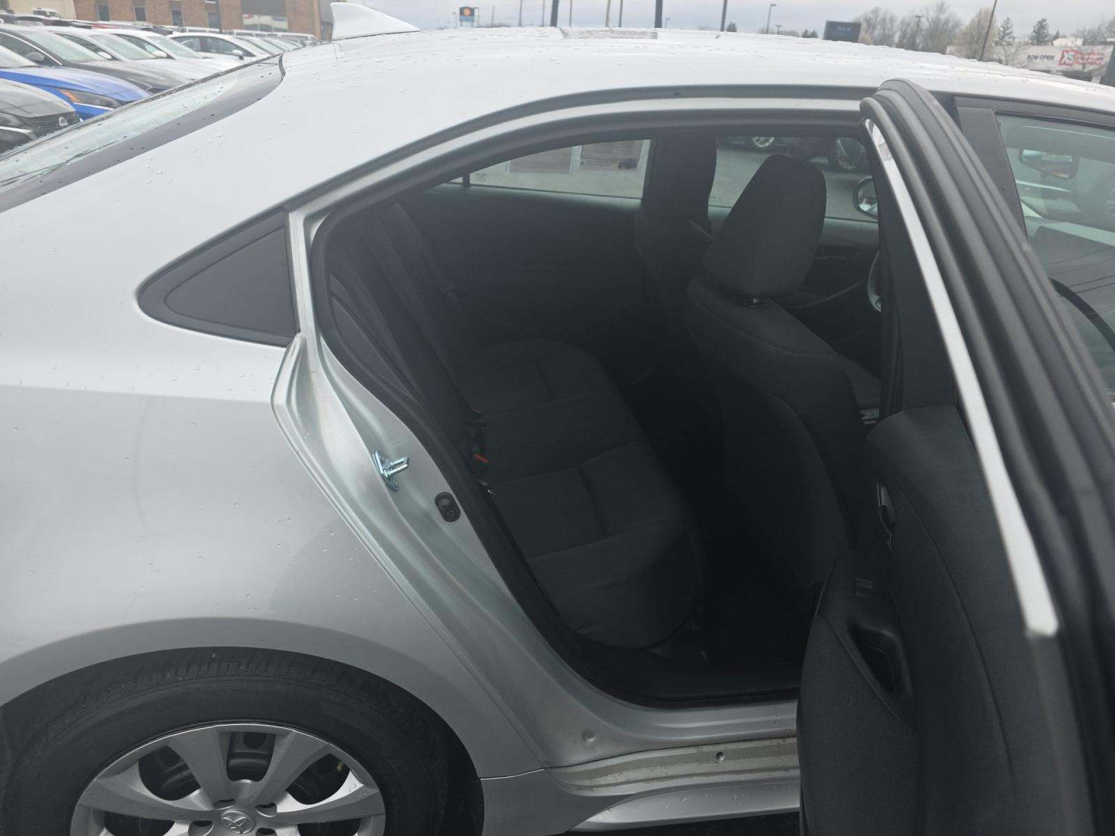 2025 Toyota Corolla LE FWD