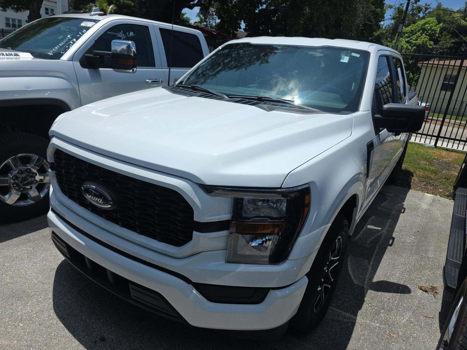 2023 Ford F-150 XL RWD