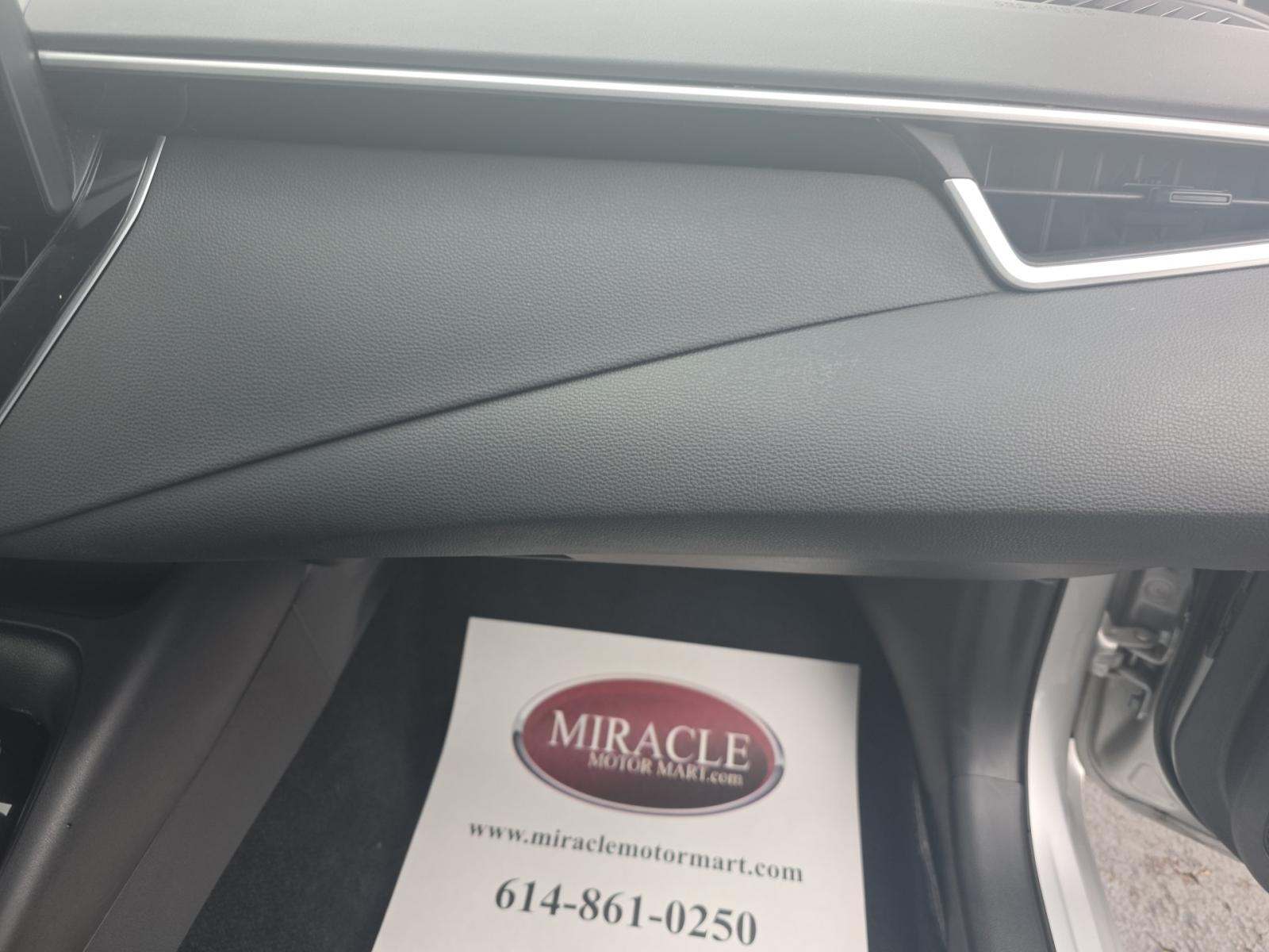 2025 Toyota Corolla LE FWD