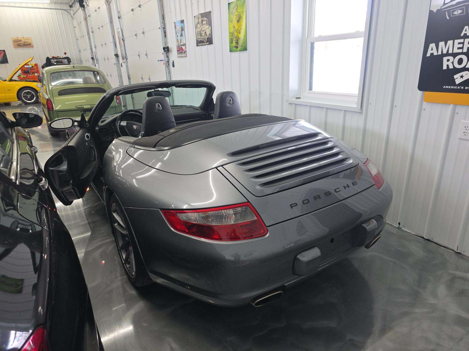 2006 Porsche 911 Carrera RWD
