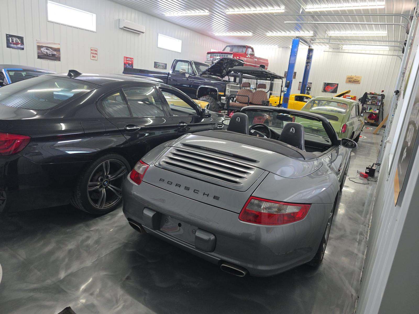 2006 Porsche 911 Carrera RWD