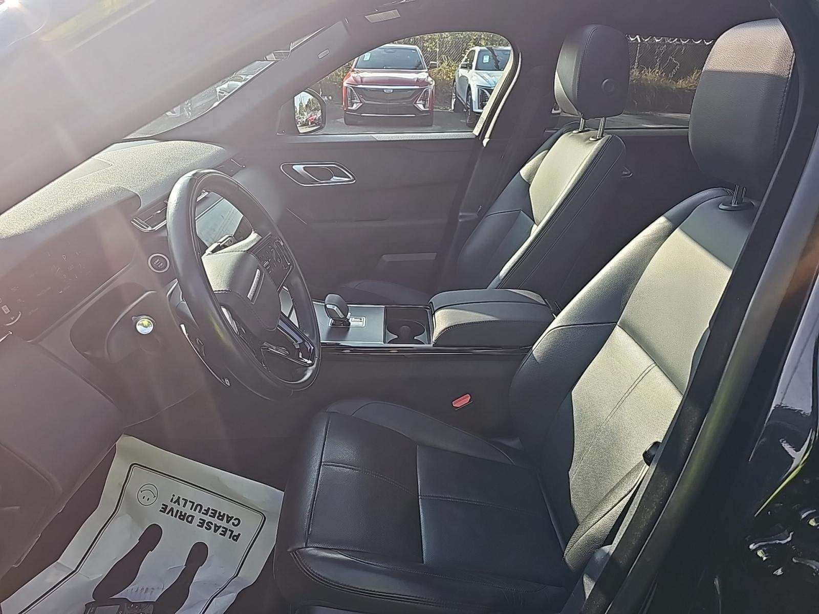 2025 Land Rover Range Rover Velar Dynamic SE AWD