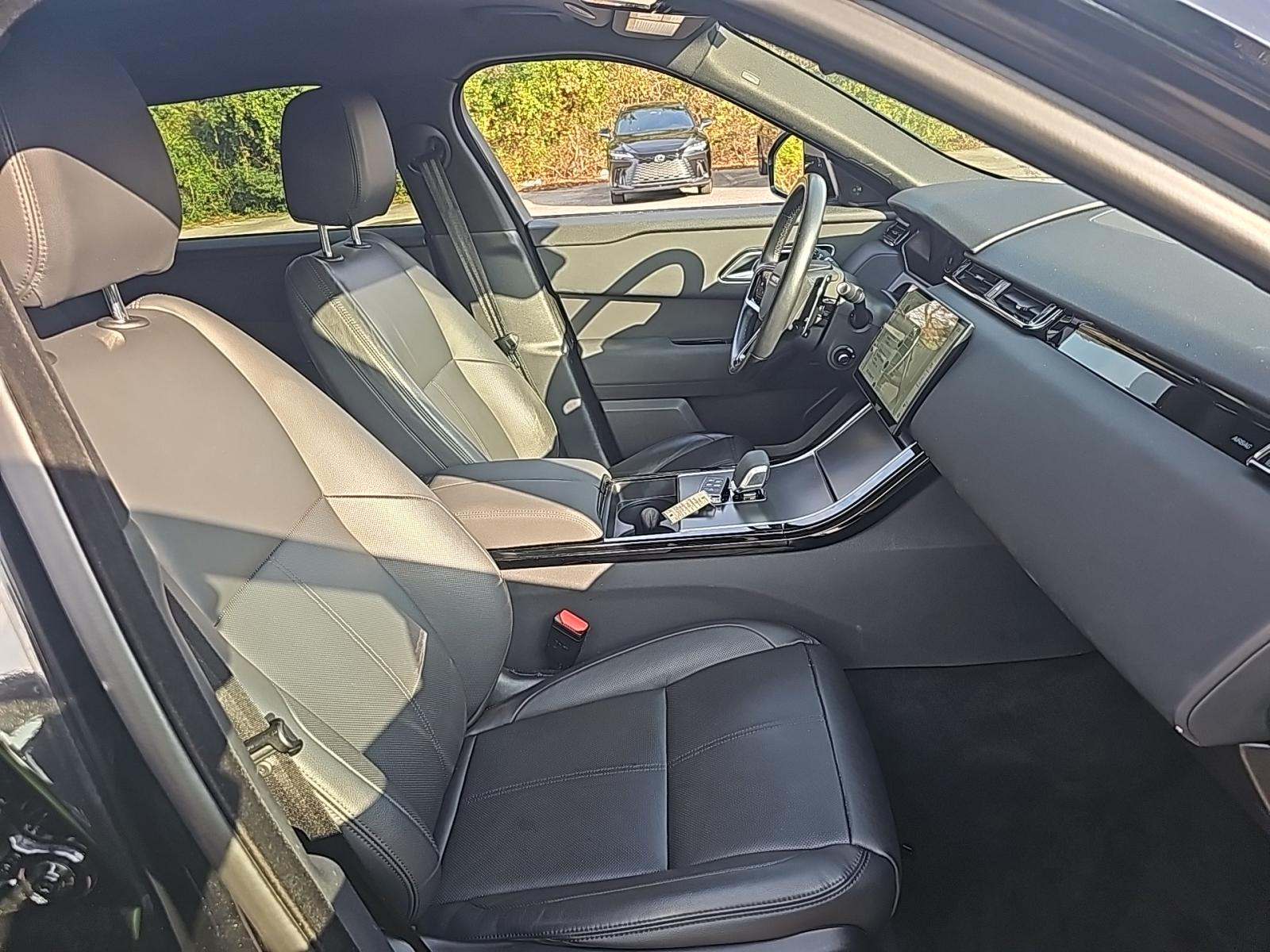 2025 Land Rover Range Rover Velar Dynamic SE AWD