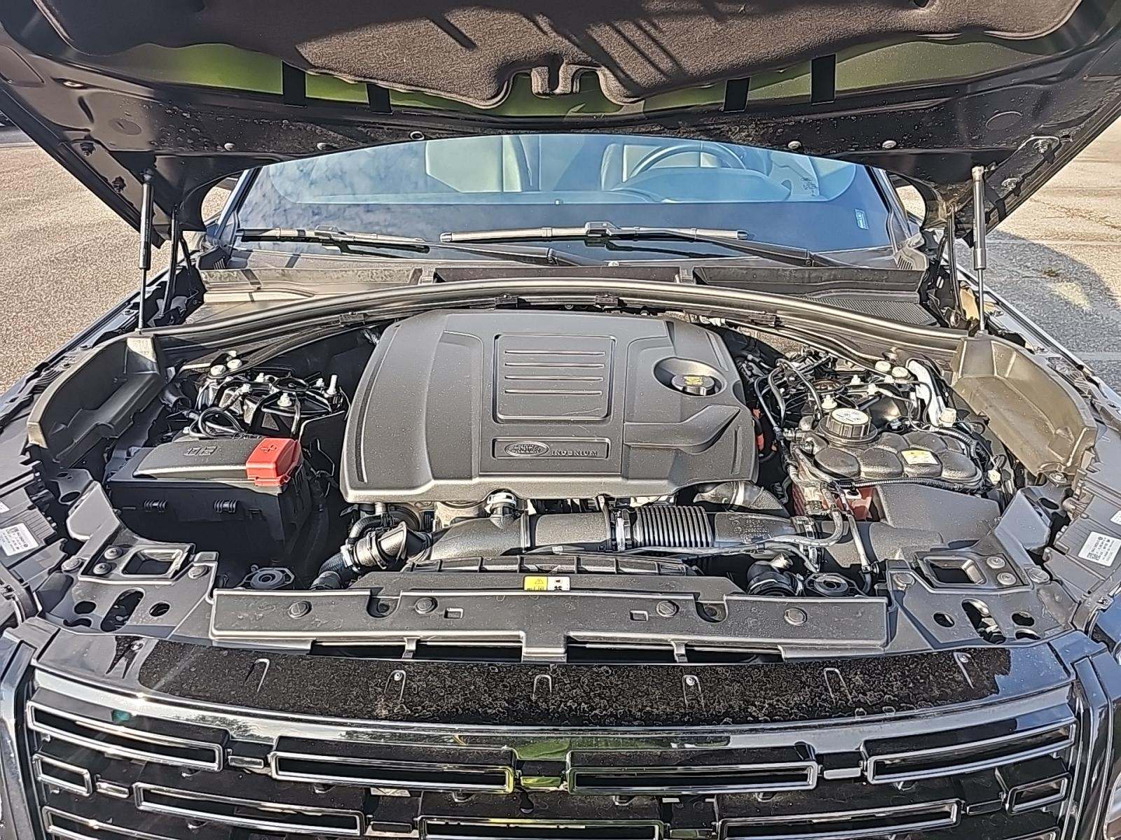 2025 Land Rover Range Rover Velar Dynamic SE AWD