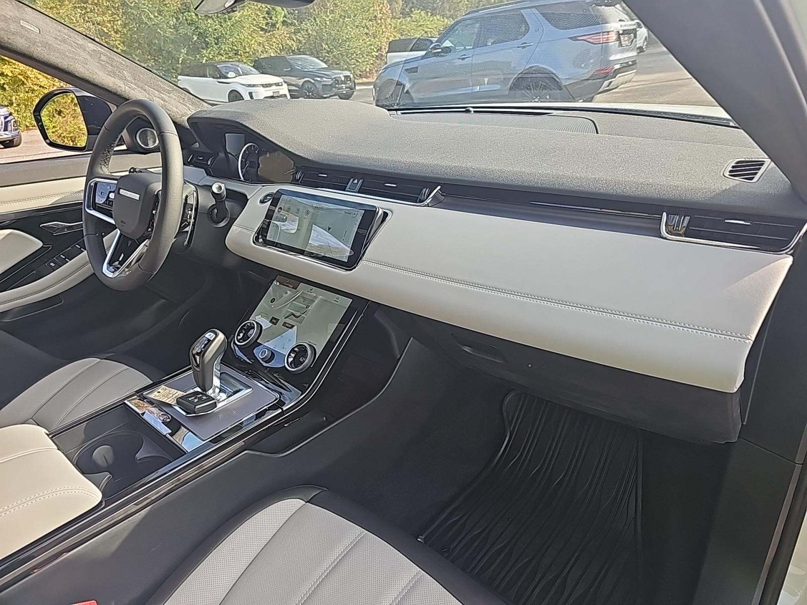 2023 Land Rover Range Rover Evoque R-Dynamic SE AWD