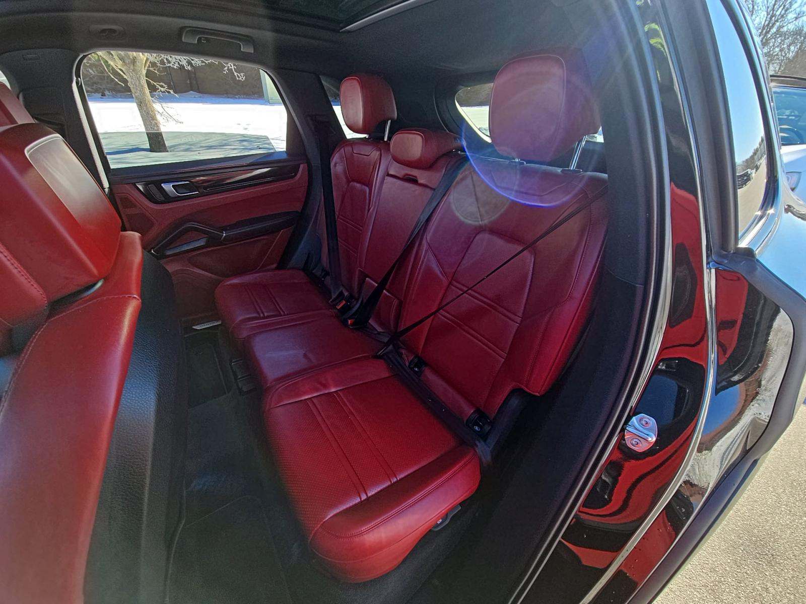 2023 Porsche Cayenne E-Hybrid AWD