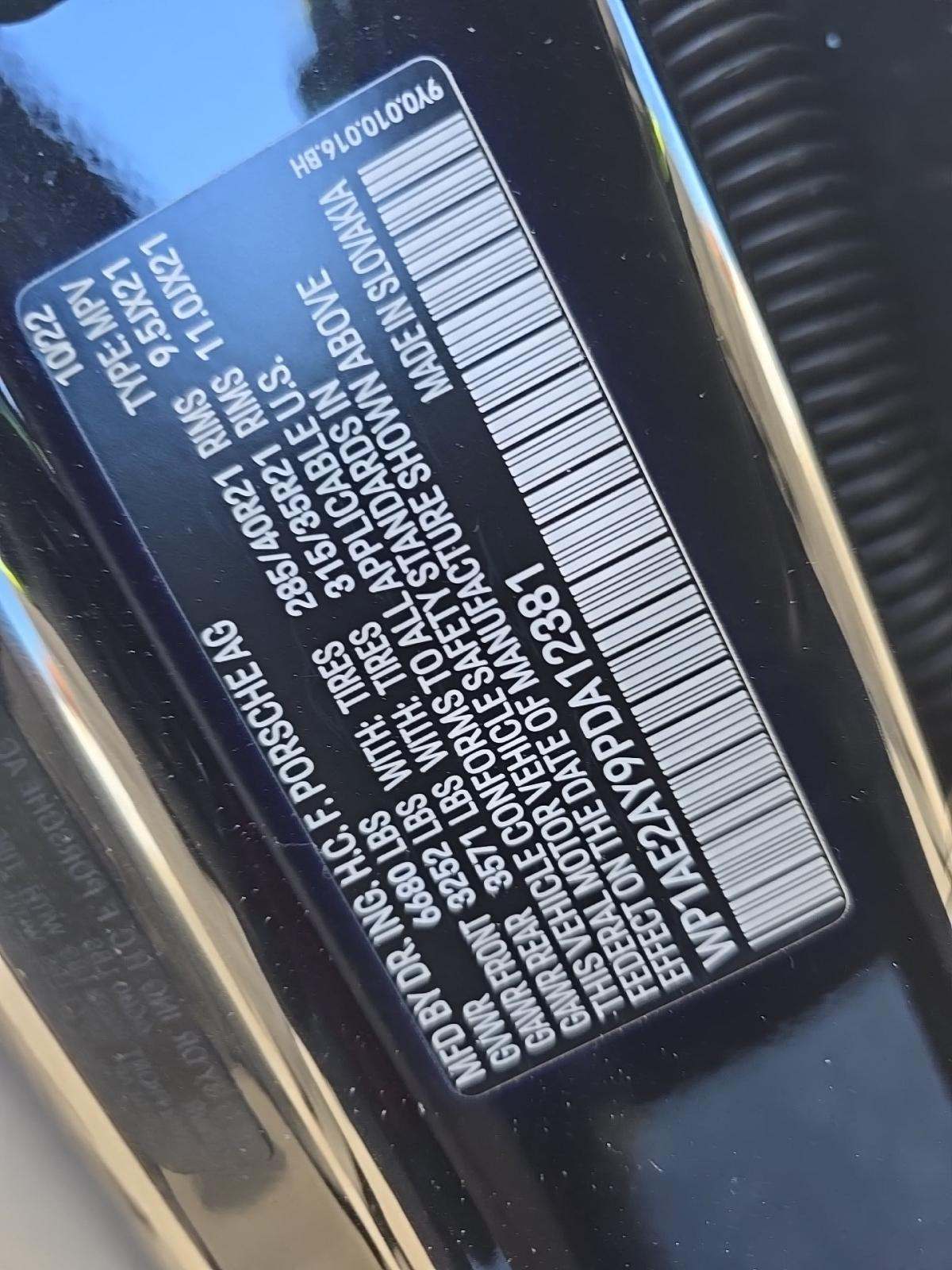 2023 Porsche Cayenne E-Hybrid AWD