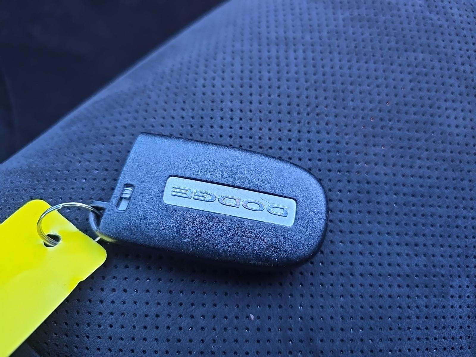 DODGE CHALLENGER - 8