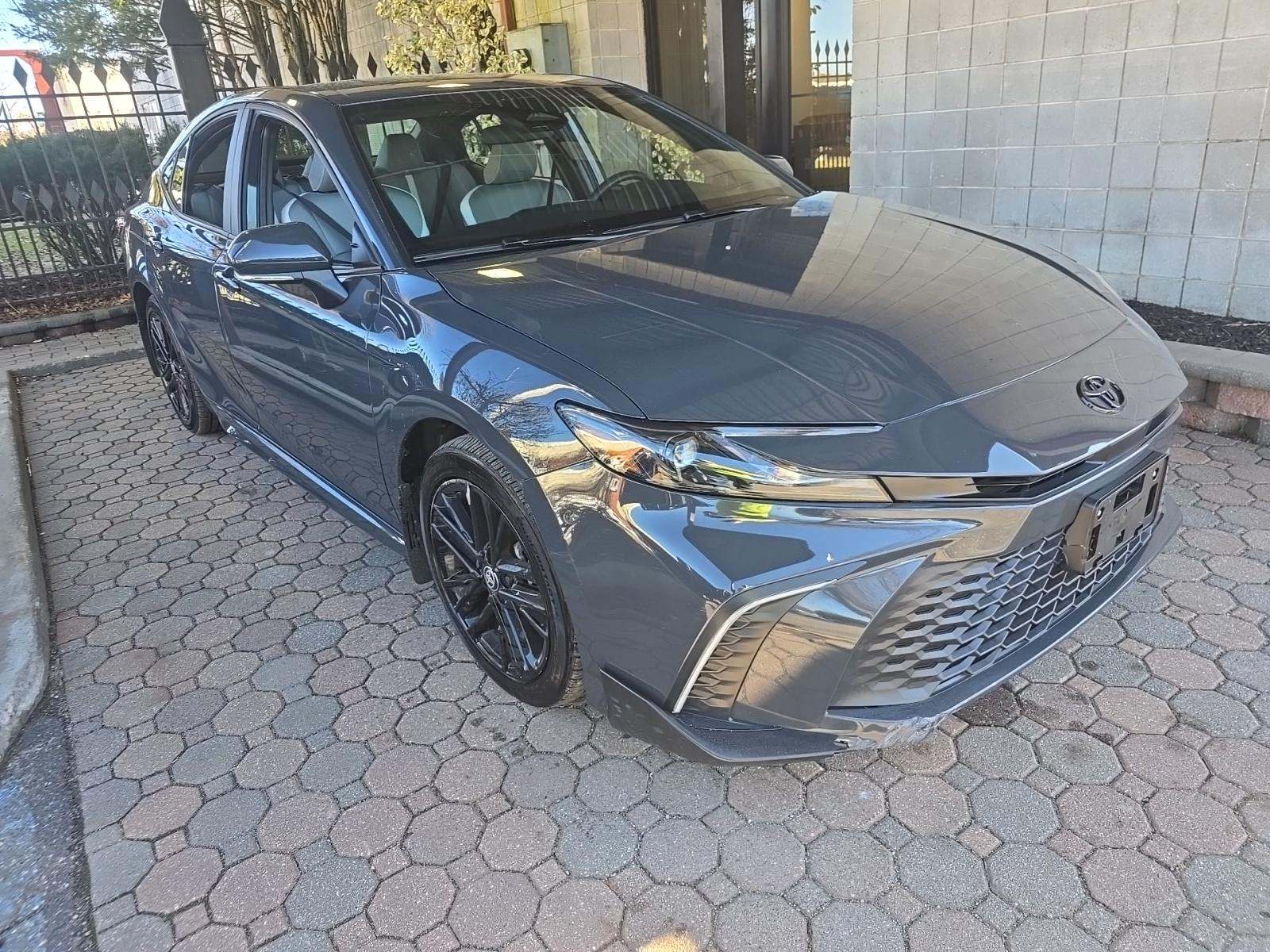 2025 Toyota Camry SE AWD