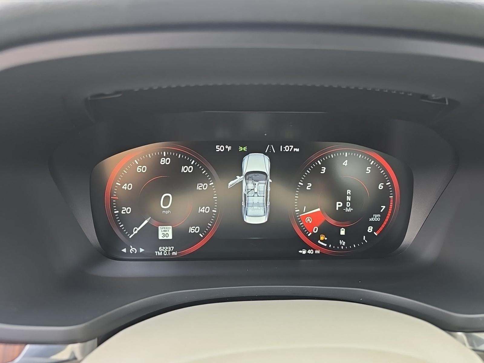 2022 Volvo S60 B5 Momentum AWD