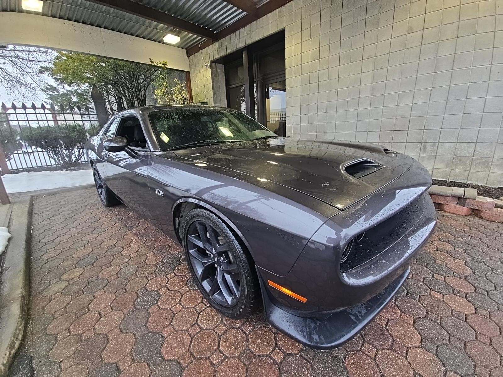 DODGE CHALLENGER - 4