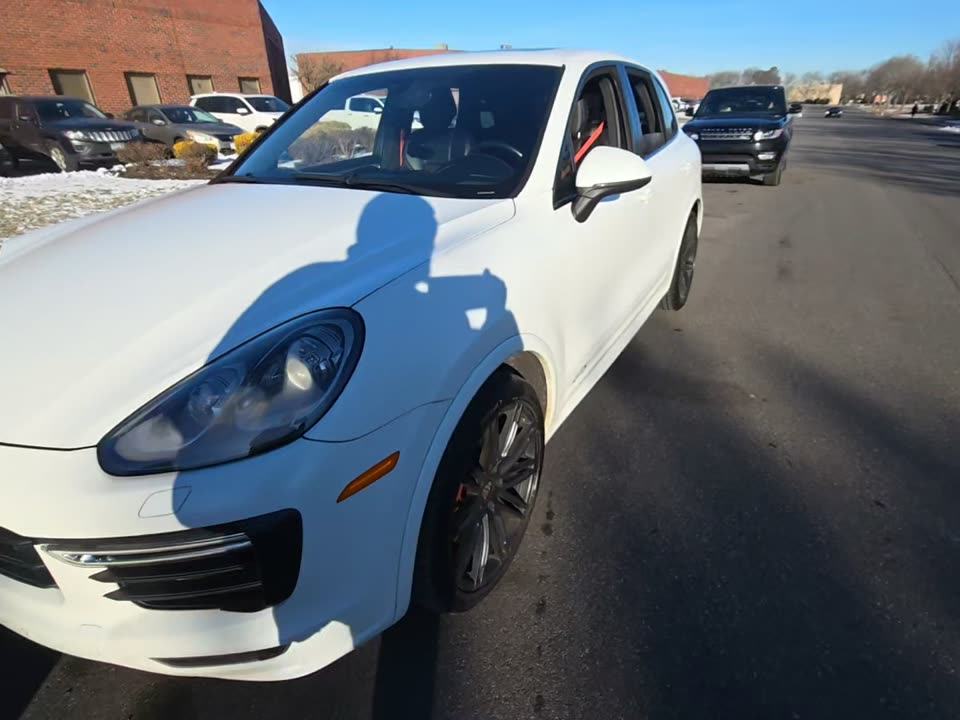 2016 Porsche Cayenne GTS