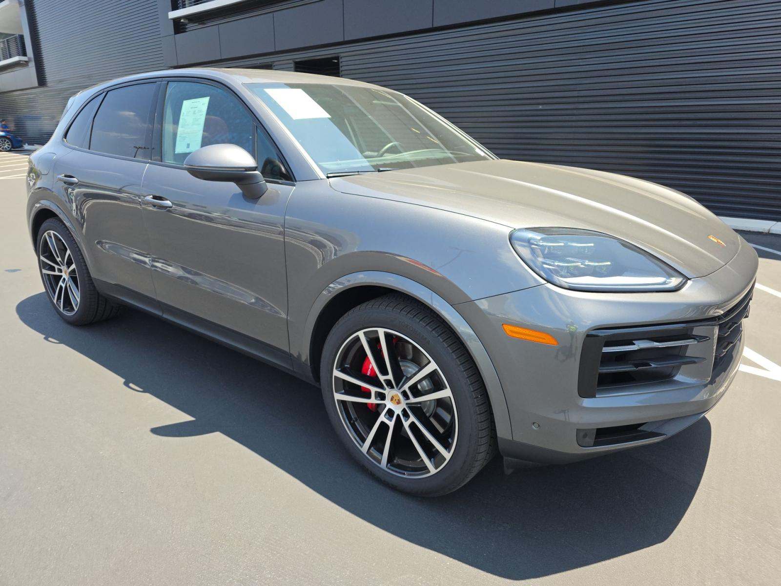 2025 Porsche Cayenne S AWD