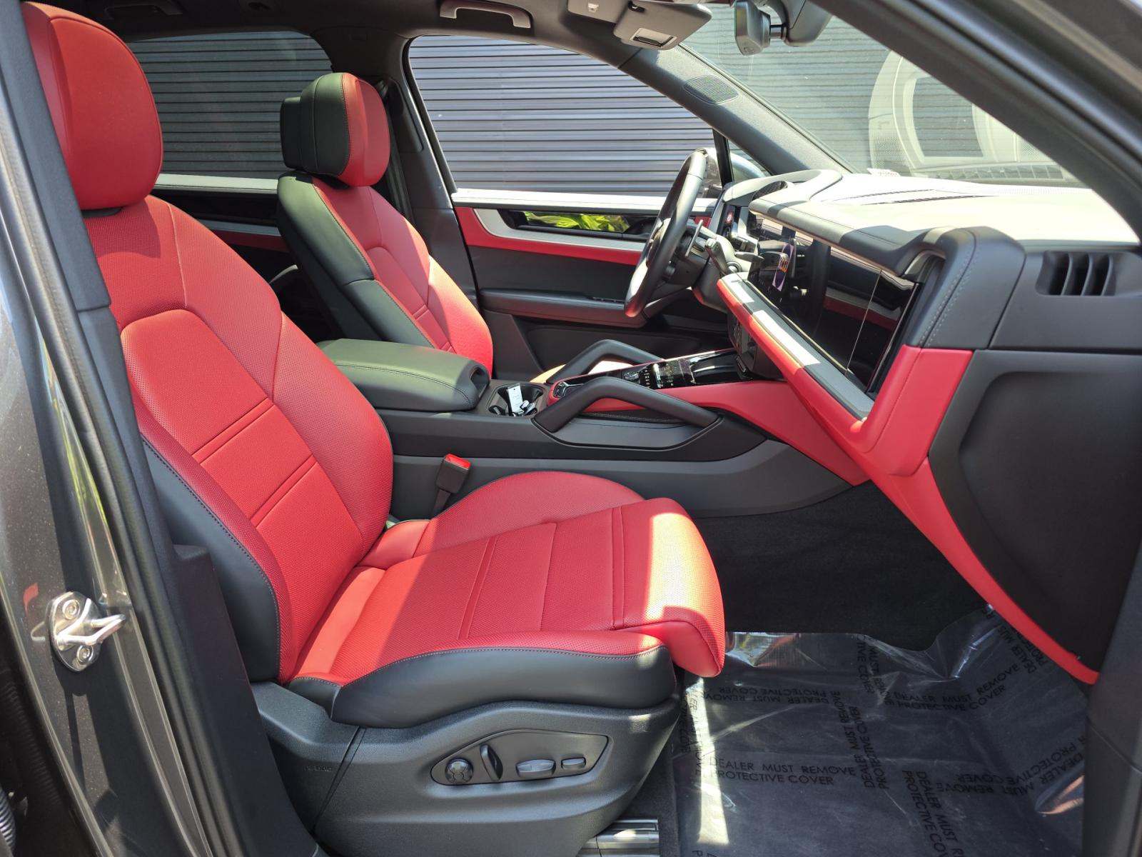 2025 Porsche Cayenne S AWD