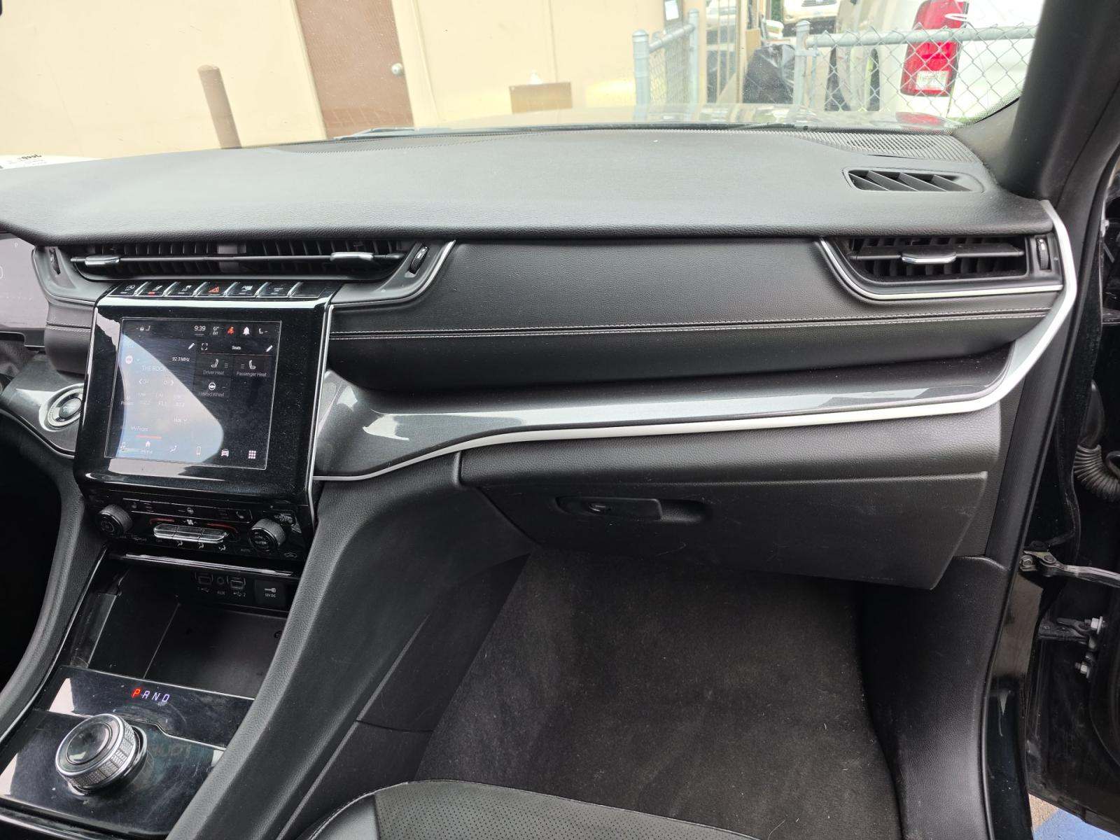 2023 Jeep Grand Cherokee Altitude AWD