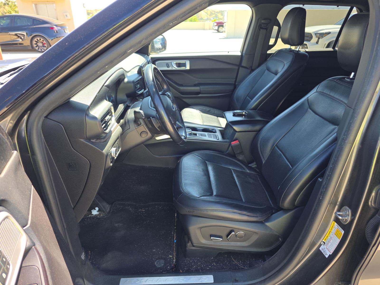 FORD EXPLORER - 2