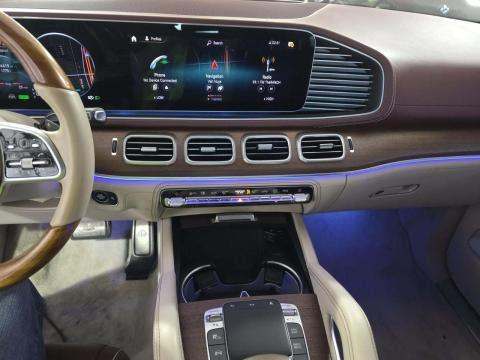 MERCEDES-BENZ GLS - 10