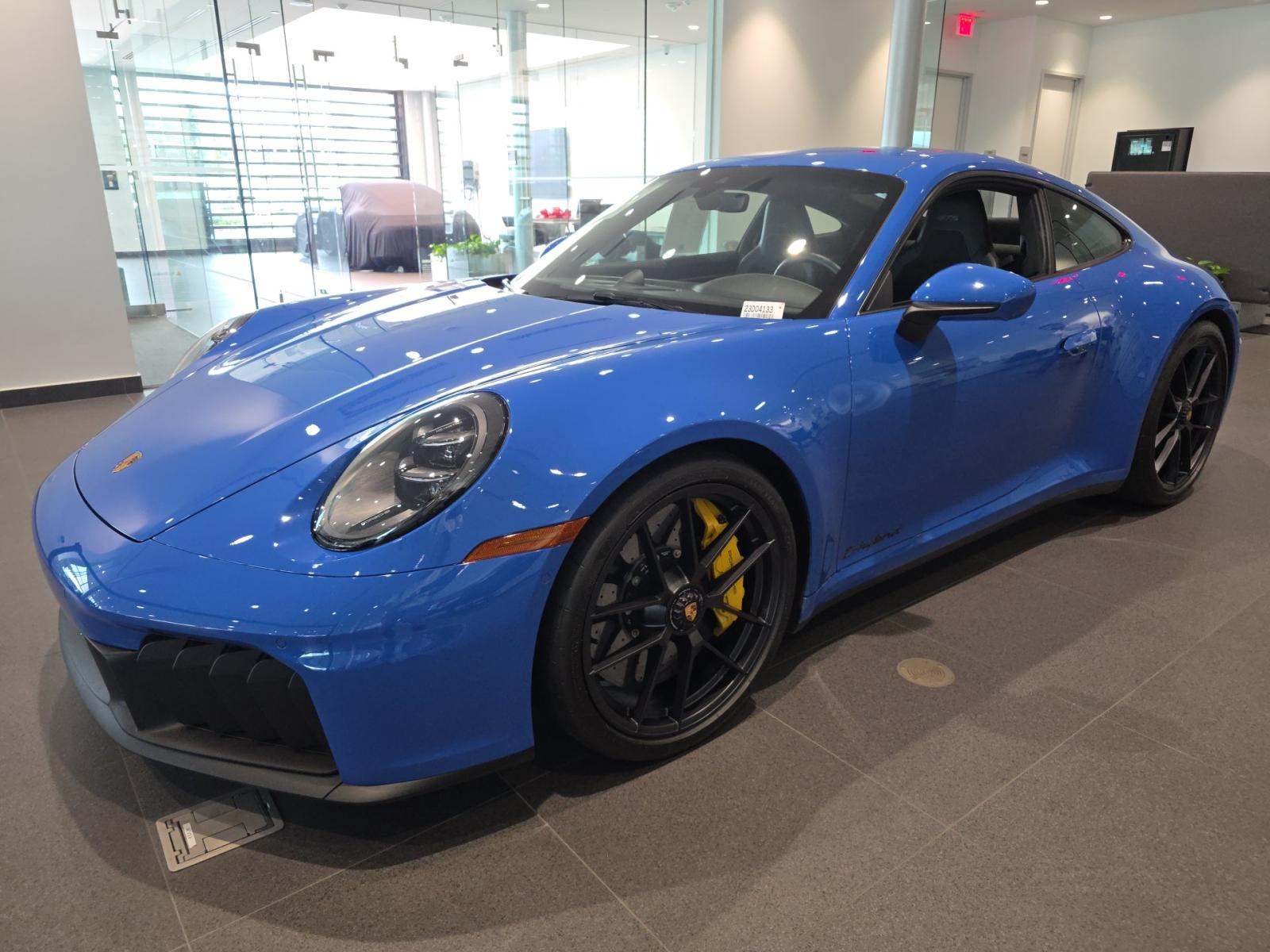 2025 Porsche 911 Carrera GTS RWD