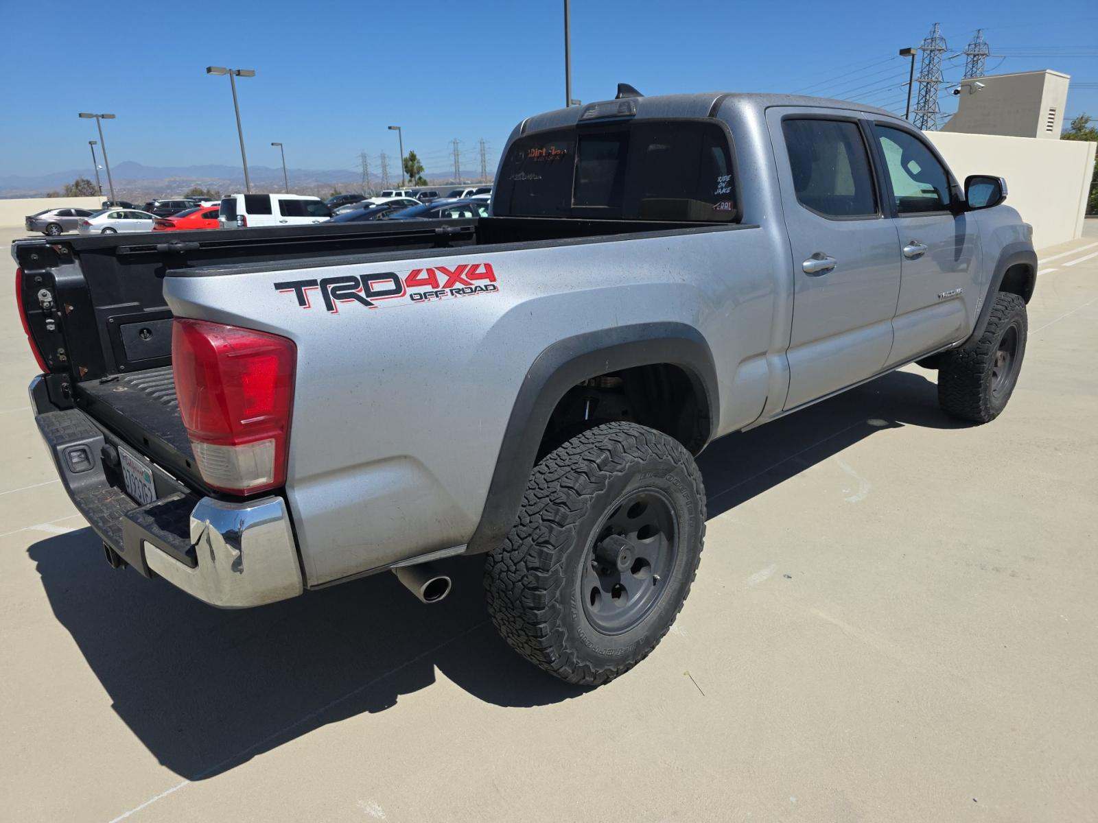 2017 Toyota Tacoma TRD Off-Road AWD