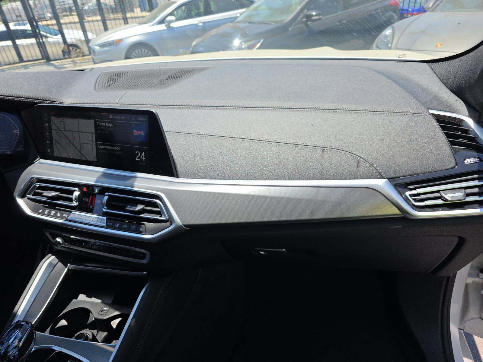 2022 BMW X6 xDrive40i AWD