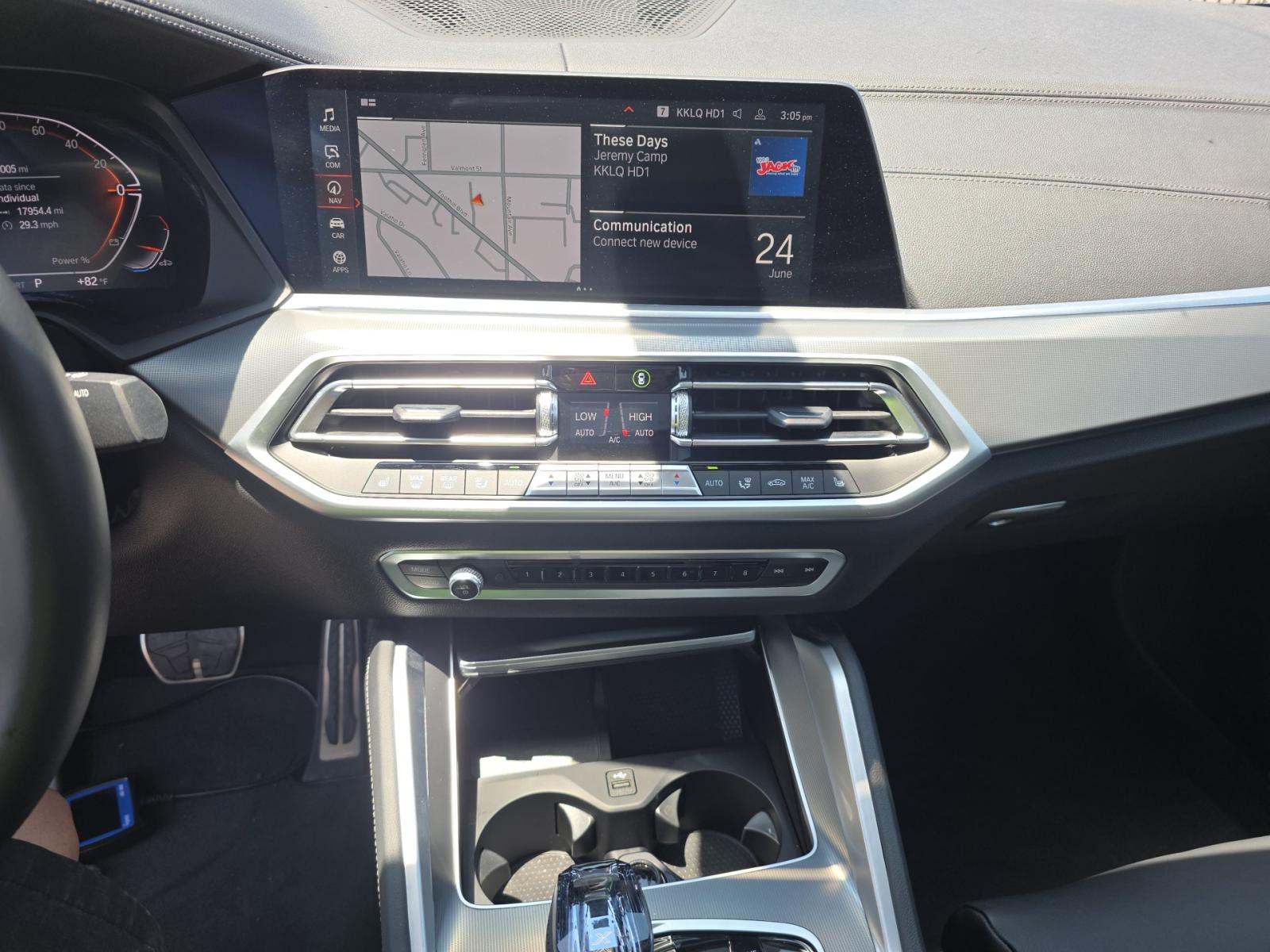 2022 BMW X6 xDrive40i AWD