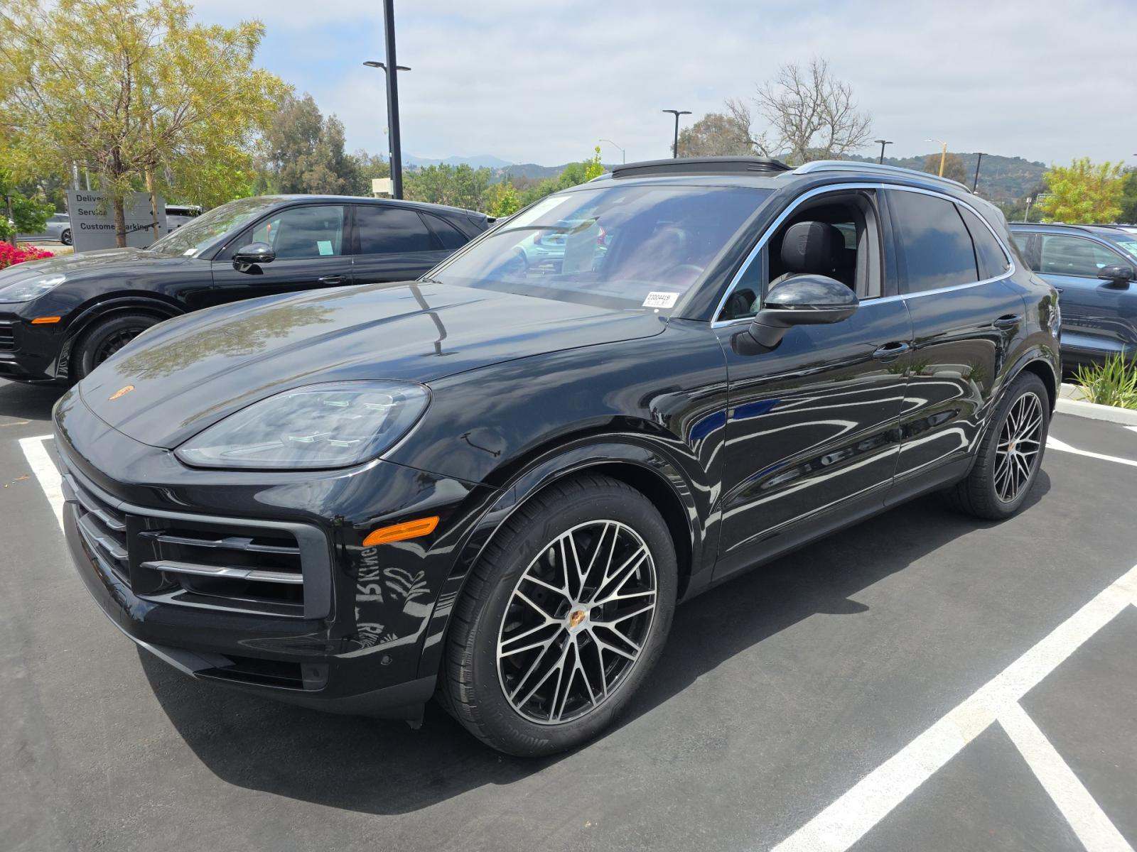 2025 Porsche Cayenne Base AWD
