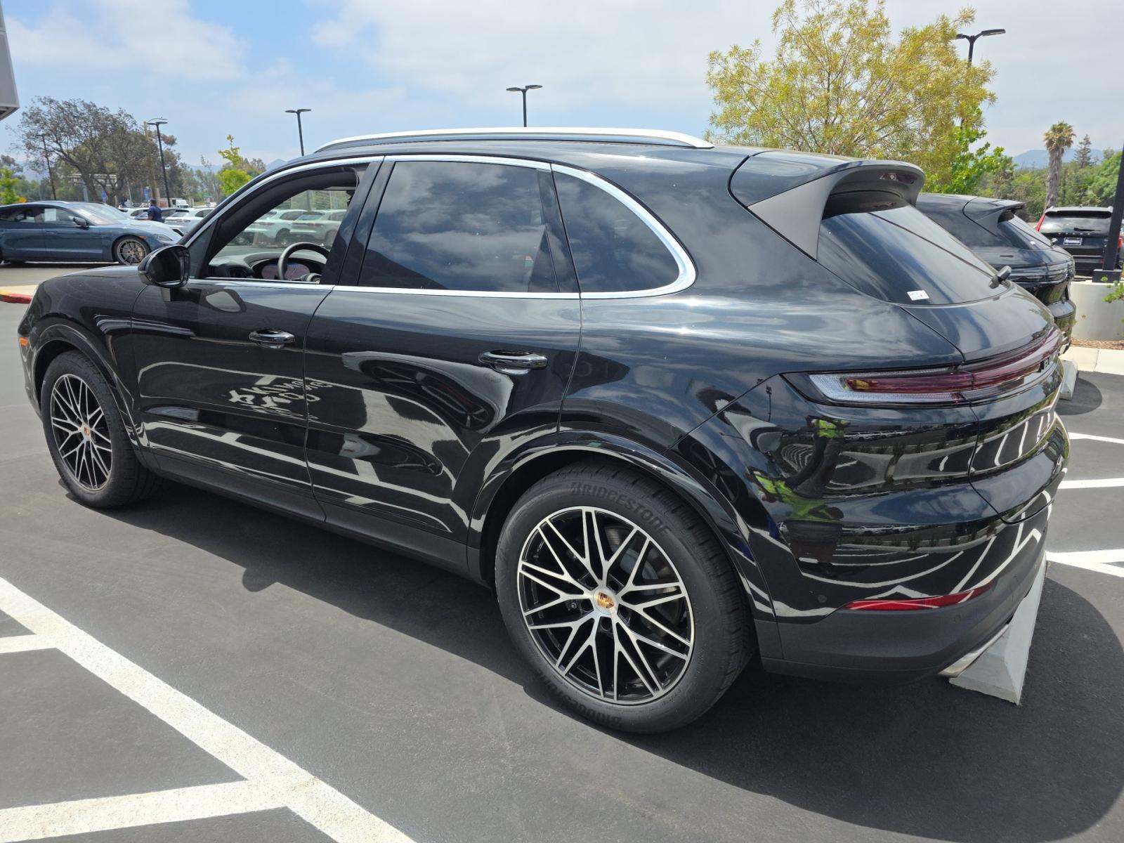 2025 Porsche Cayenne Base AWD