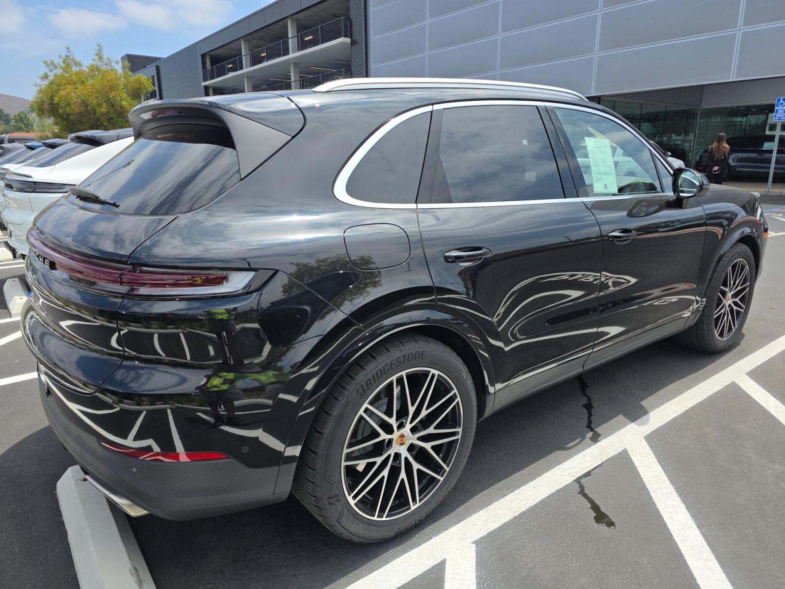 2025 Porsche Cayenne Base AWD