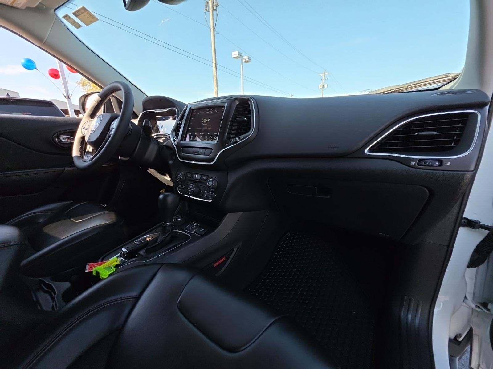 2022 Jeep Cherokee Trailhawk AWD