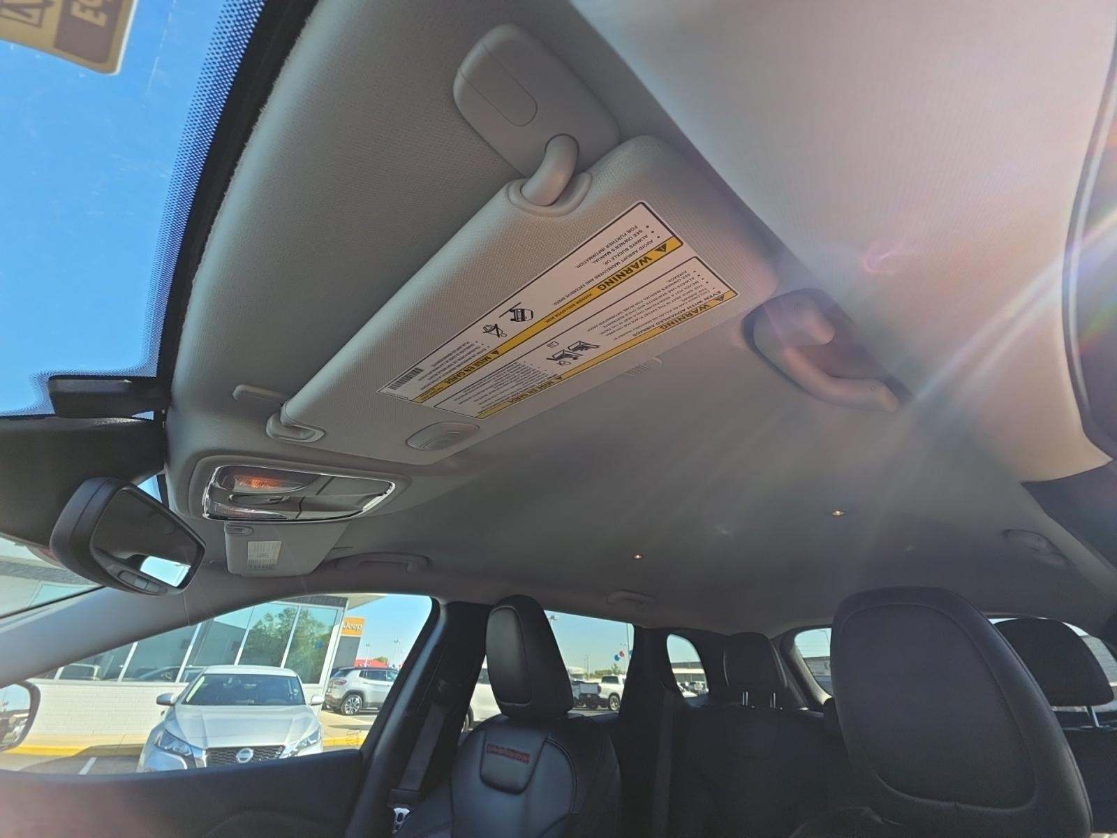 2022 Jeep Cherokee Trailhawk AWD