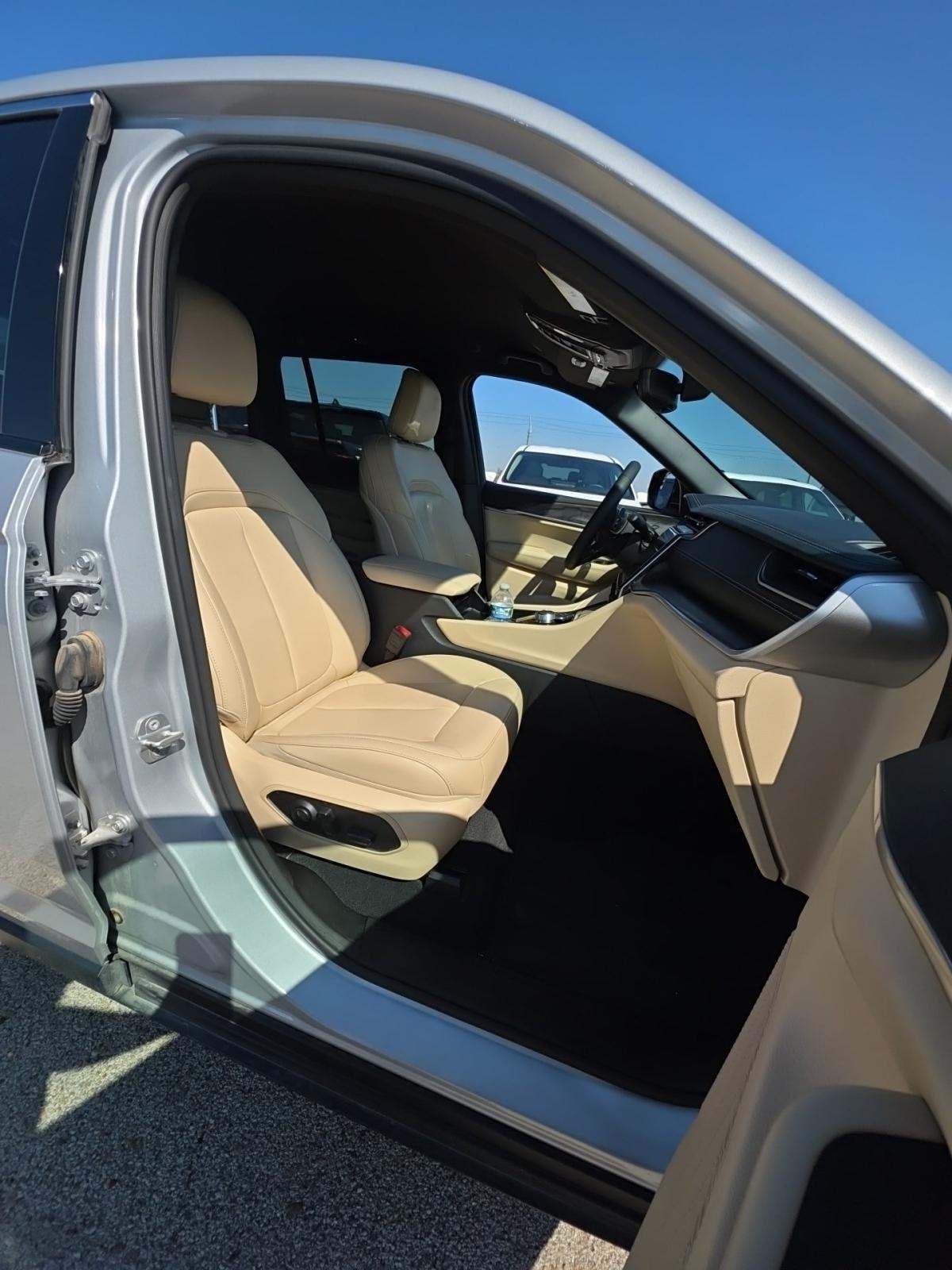 2024 Jeep Grand Cherokee Limited AWD