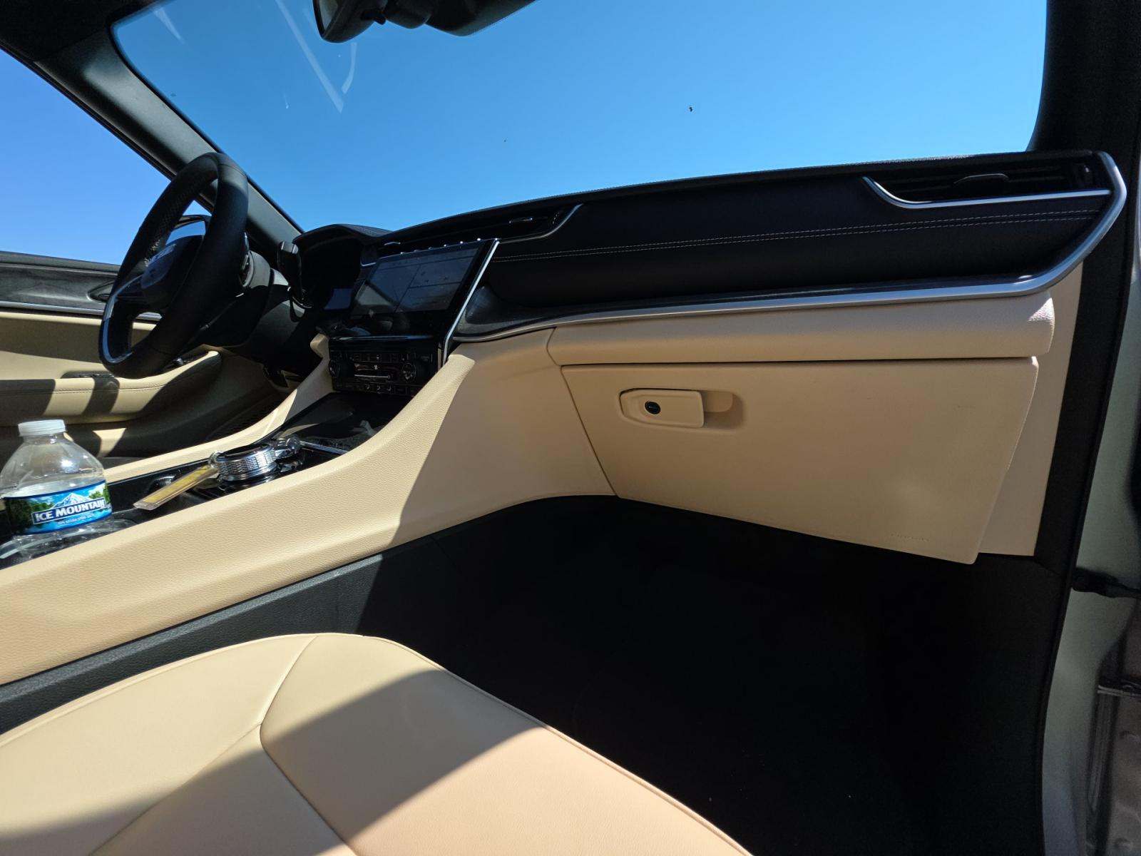 2024 Jeep Grand Cherokee Limited AWD