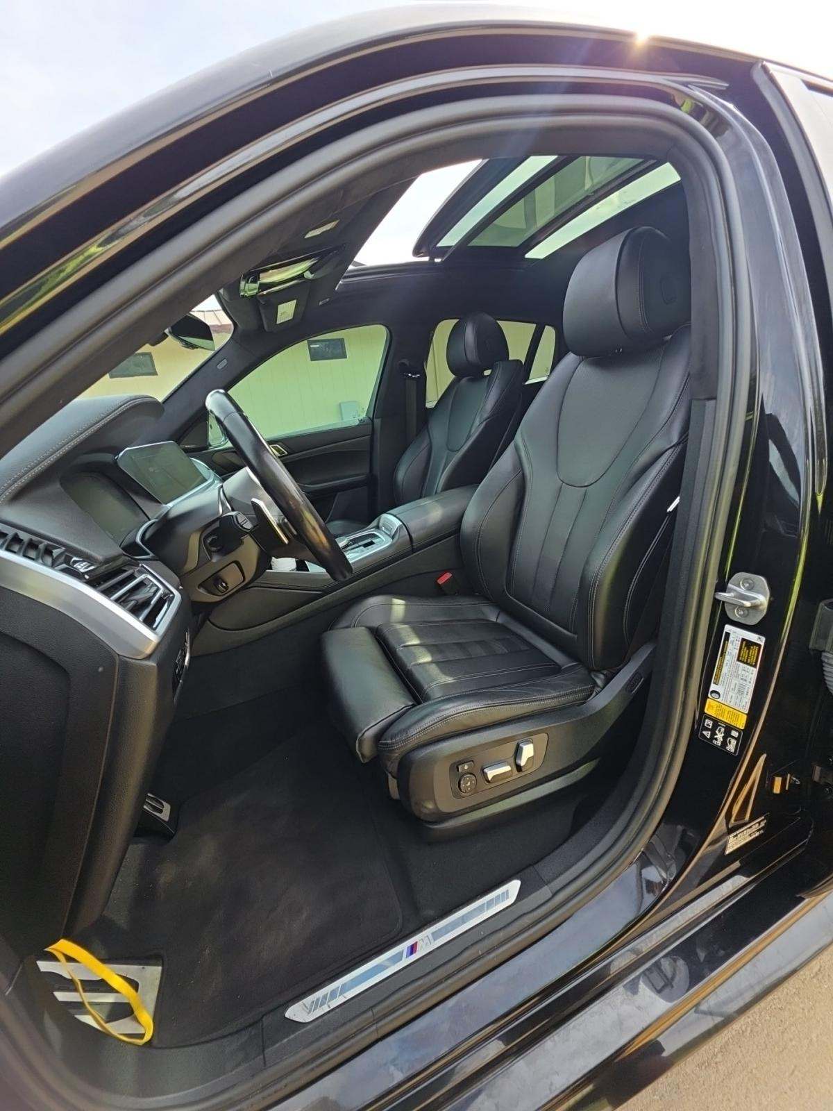 2022 BMW X6 xDrive40i AWD