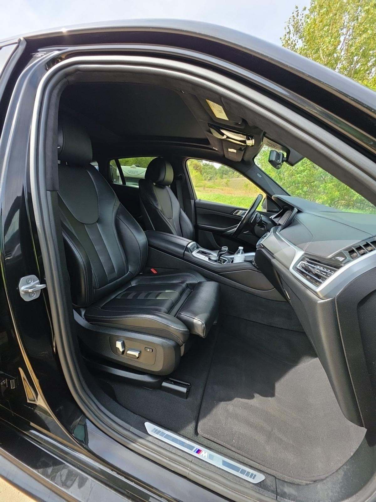 2022 BMW X6 xDrive40i AWD