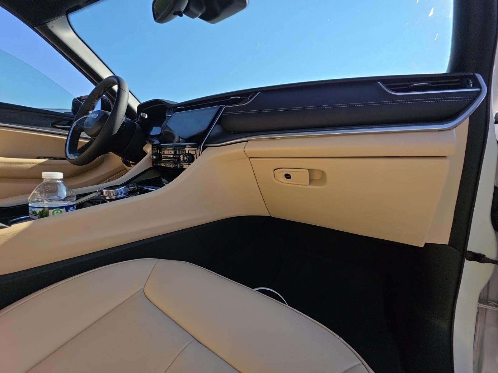 2024 Jeep Grand Cherokee Limited AWD