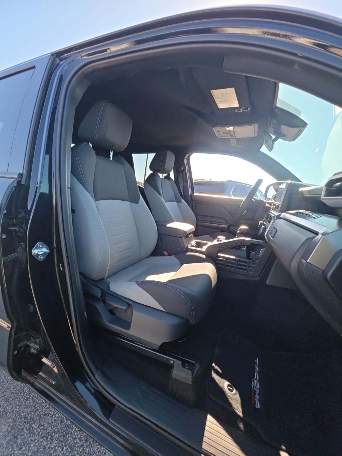 2025 Toyota Tacoma TRD Off-Road AWD